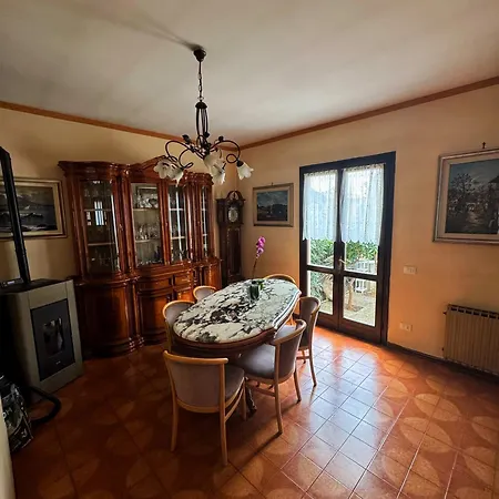 Casa Rosa Nyaraló