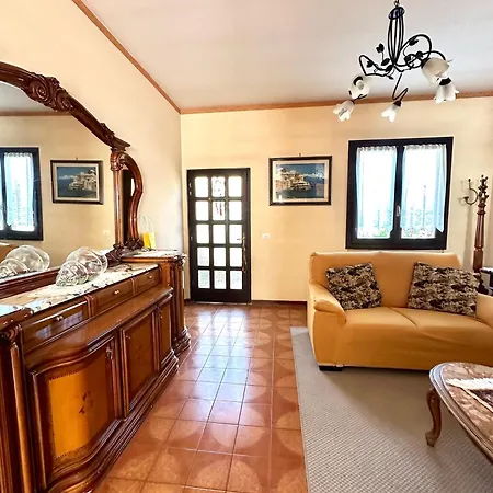 Casa Rosa 別荘 トスコラーノ・マデルノ